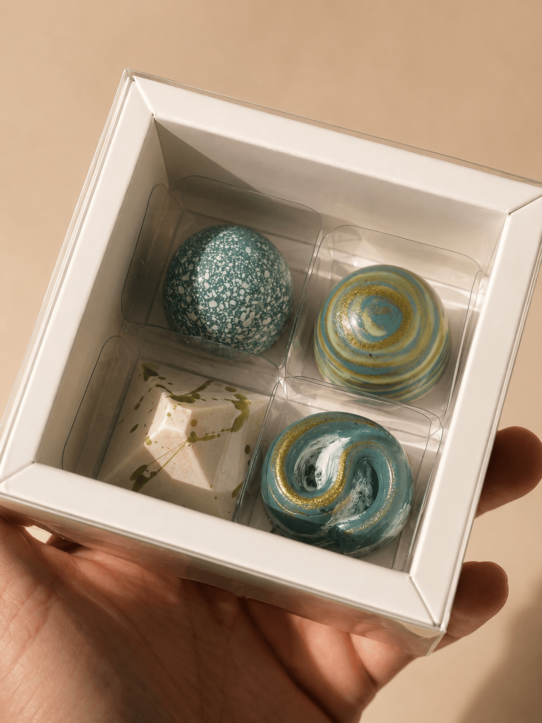 Bombons artísticos da Saito Chocolatier